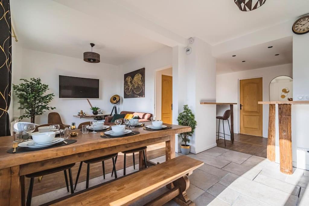 Ferienwohnung La "Taniere" Pour 6 Personnes Isles-sur-Suippe Exterior foto