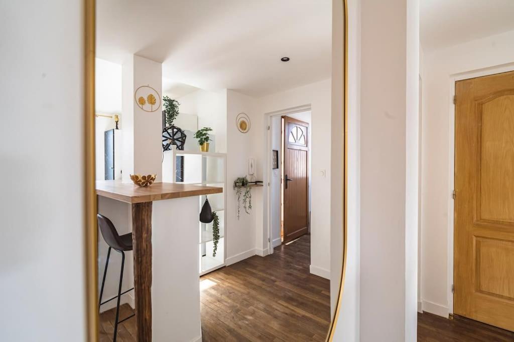 Ferienwohnung La "Taniere" Pour 6 Personnes Isles-sur-Suippe Exterior foto