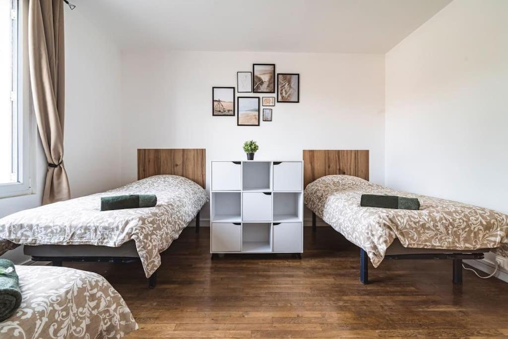 Ferienwohnung La "Taniere" Pour 6 Personnes Isles-sur-Suippe Exterior foto